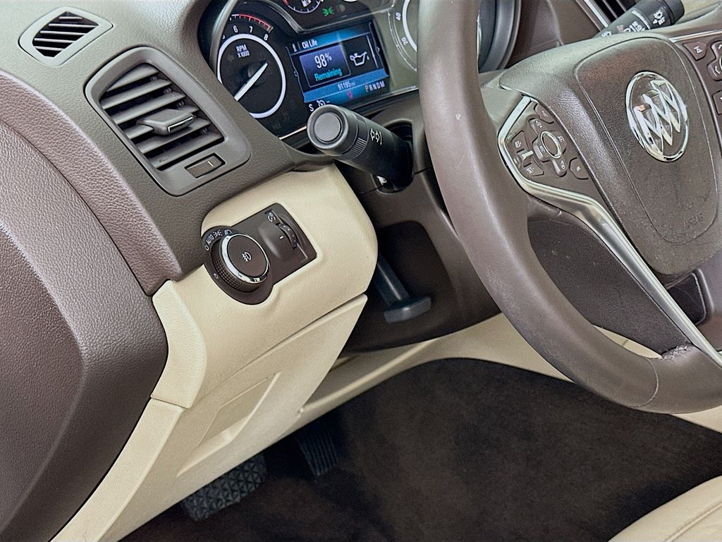 Thumbnail: 2016 Buick Regal - 10