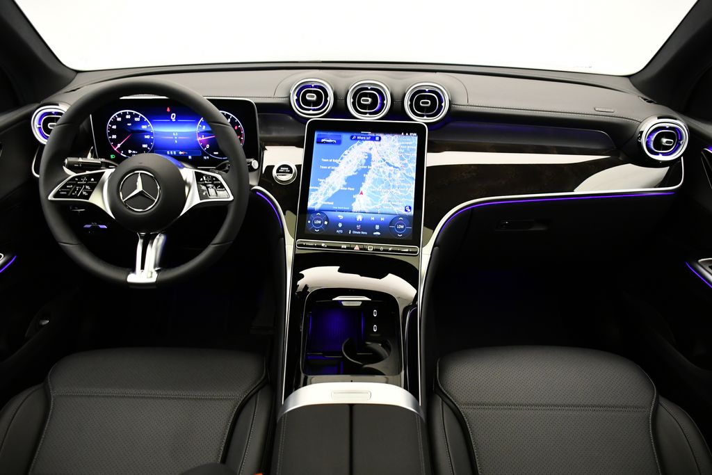 Thumbnail: 2026 Mercedes-Benz GLC - 20