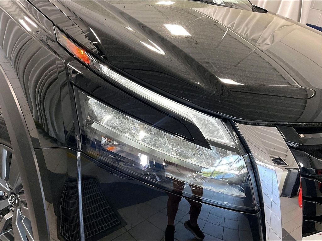 2024 Nissan Pathfinder — photo 32