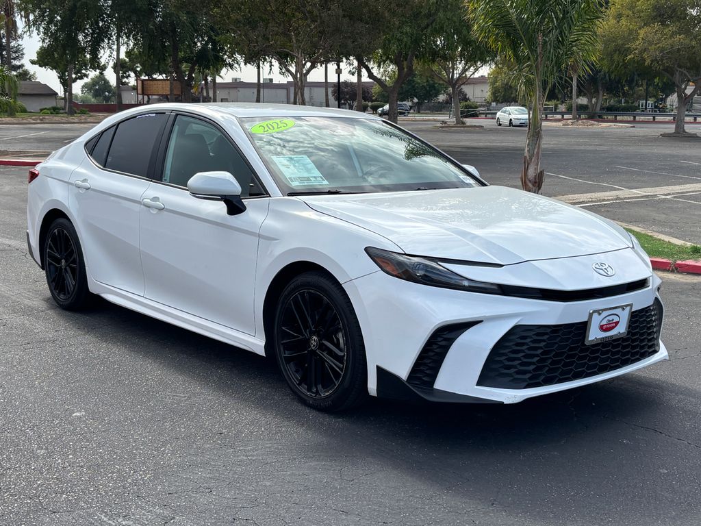 Thumbnail: 2025 Toyota Camry - 3