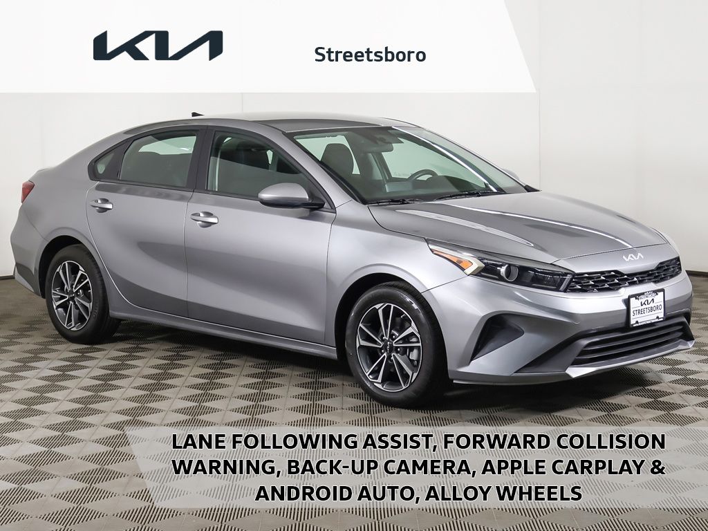 Steel Gray 2024 Kia Forte LXS FWD Sedan Front-Wheel Drive Continuously Variable Transmission