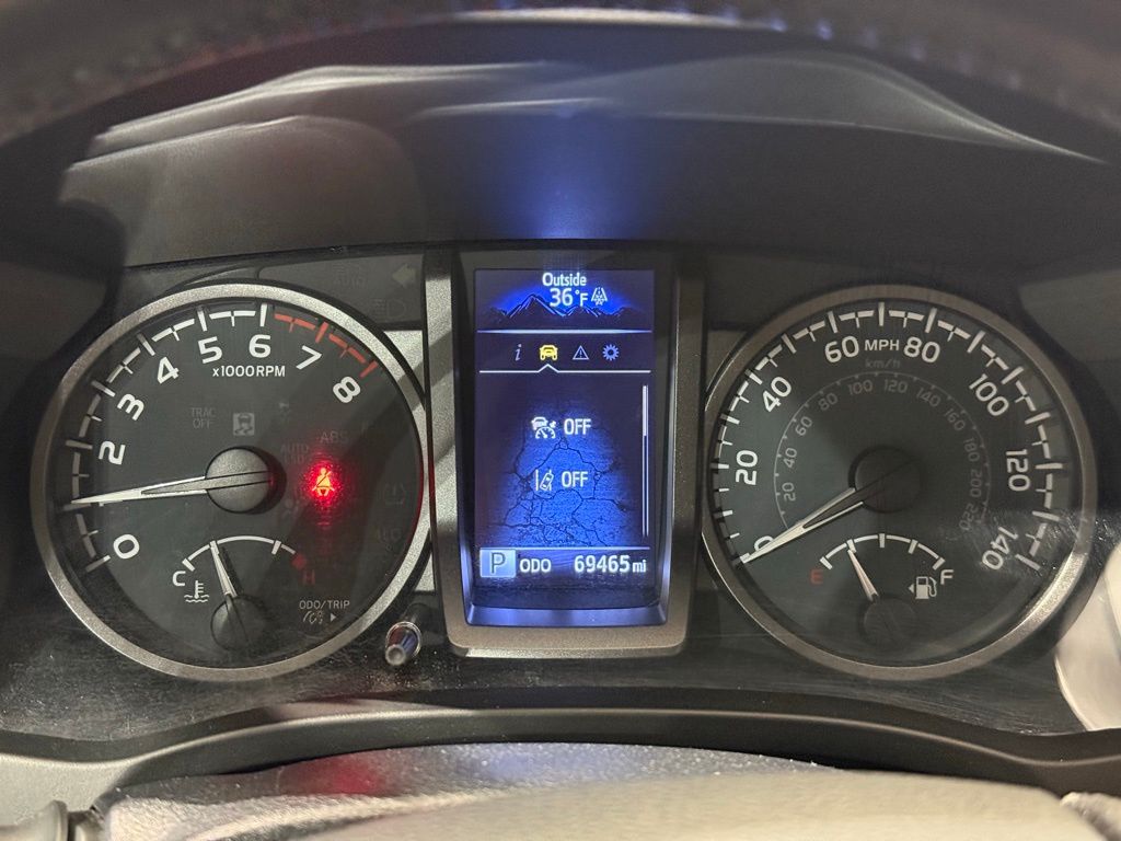 Thumbnail: 2020 Toyota Tacoma - 23