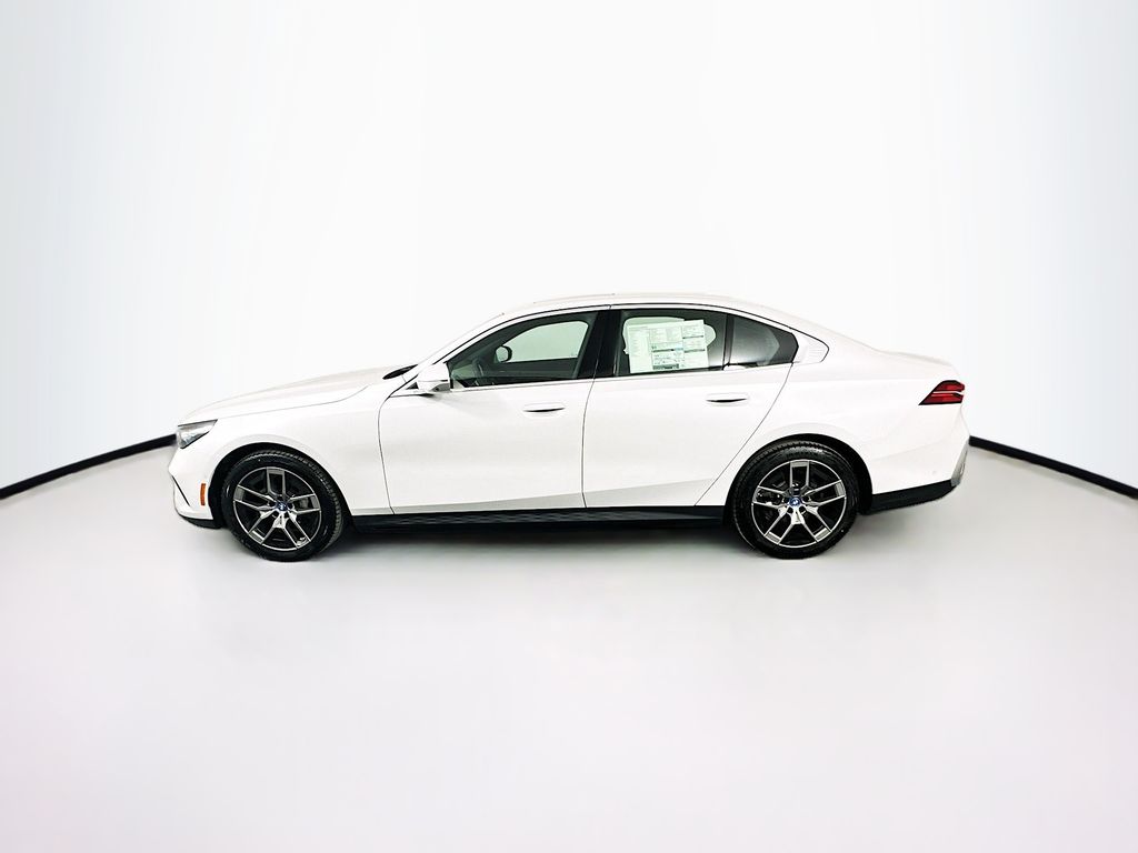 Thumbnail: 2024 BMW i5 - 8