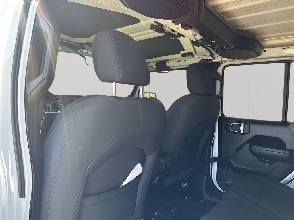 Used 2022 White Jeep Unlimited Sport S image 18