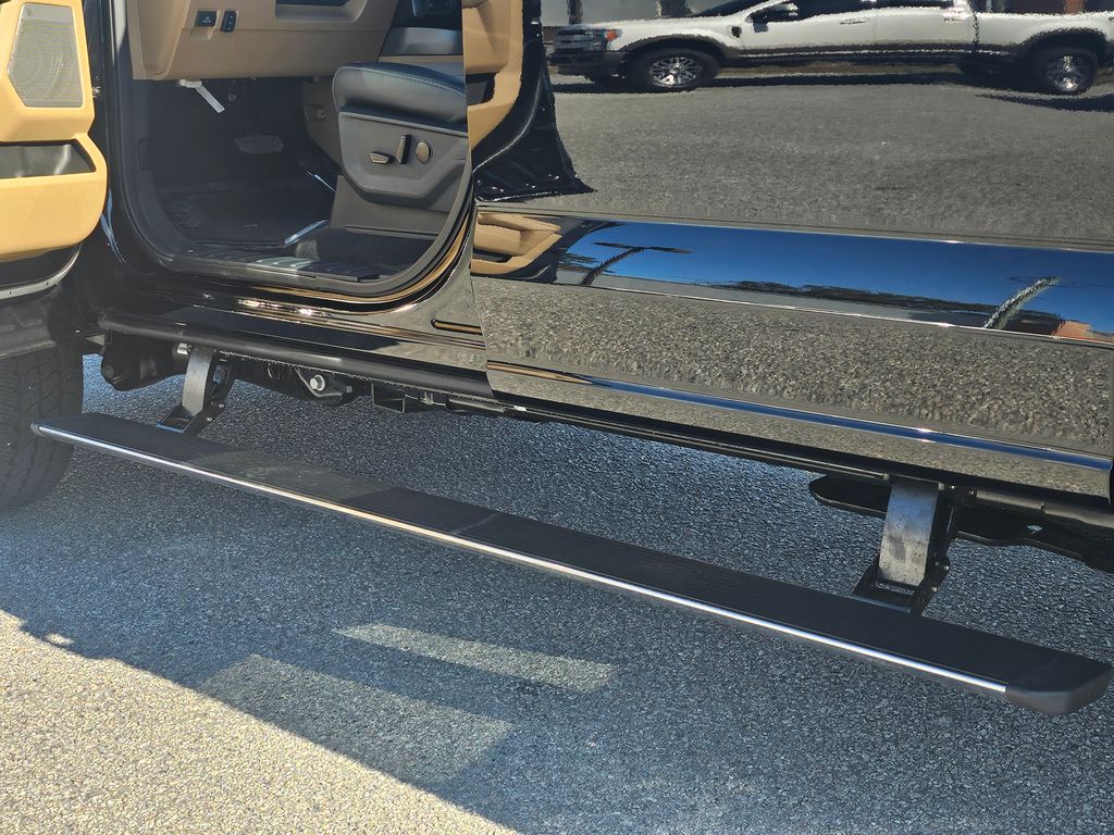 2026 Ford F-350SD Lariat Black at Walterboro Ford