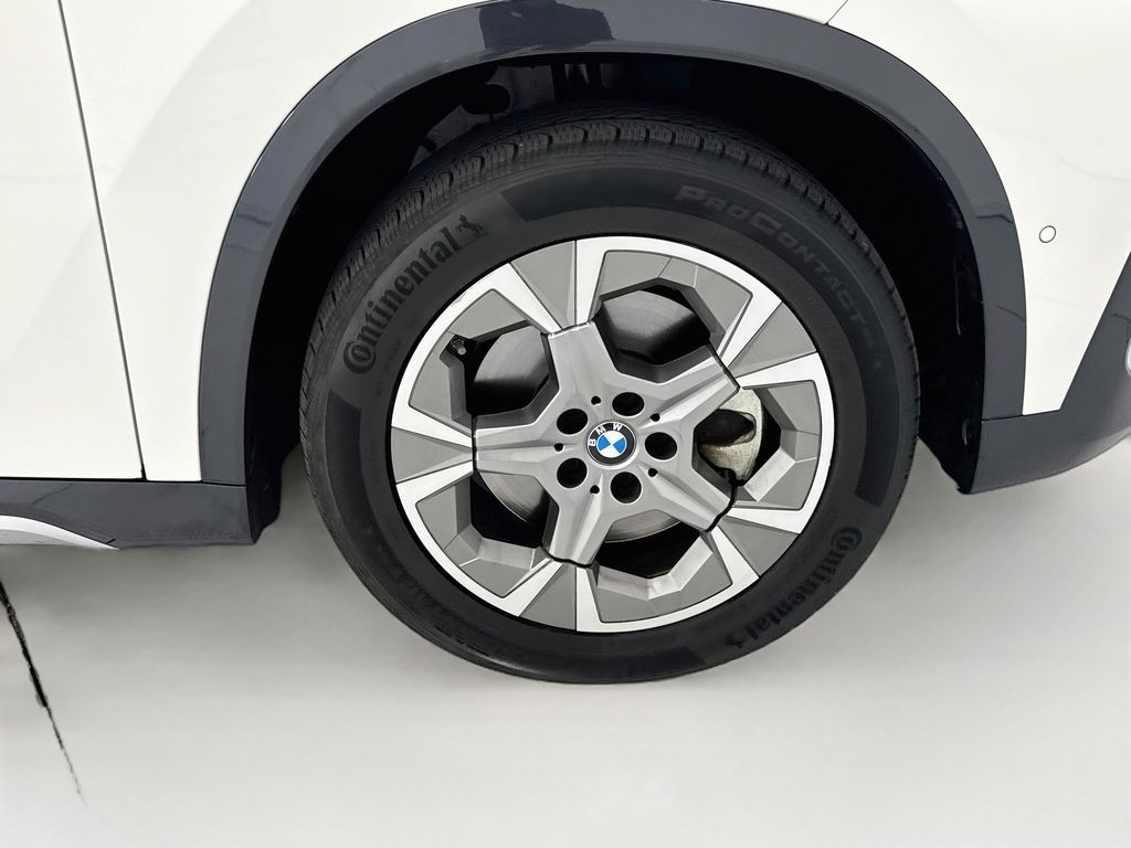 Thumbnail: 2025 BMW X1 - 29