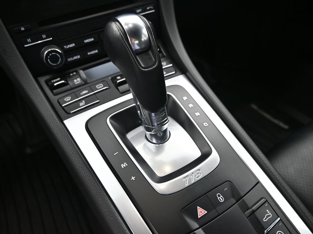 2018 Porsche 718 Cayman Base