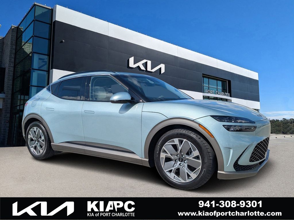 2025 Genesis GV60 Standard FWD