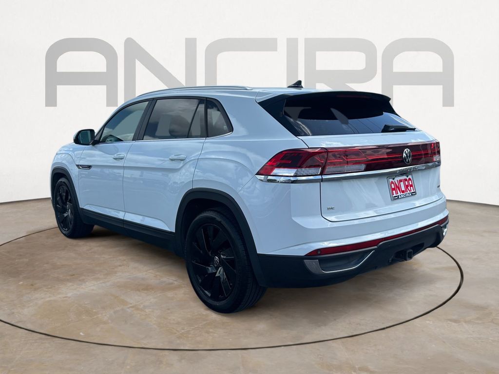 Used Car 2024 Volkswagen Atlas Cross Sport  2.0t Se W/technology For Sale Under $30,000 In Floresville, Texas