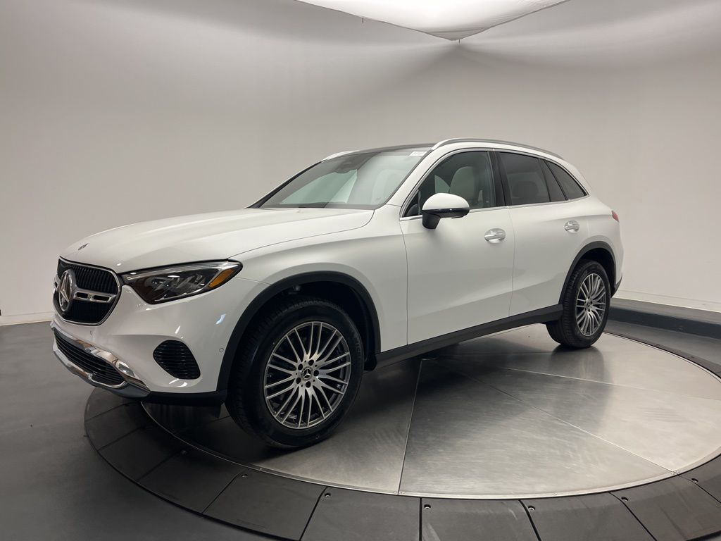 Thumbnail: 2026 Mercedes-Benz GLC - 3