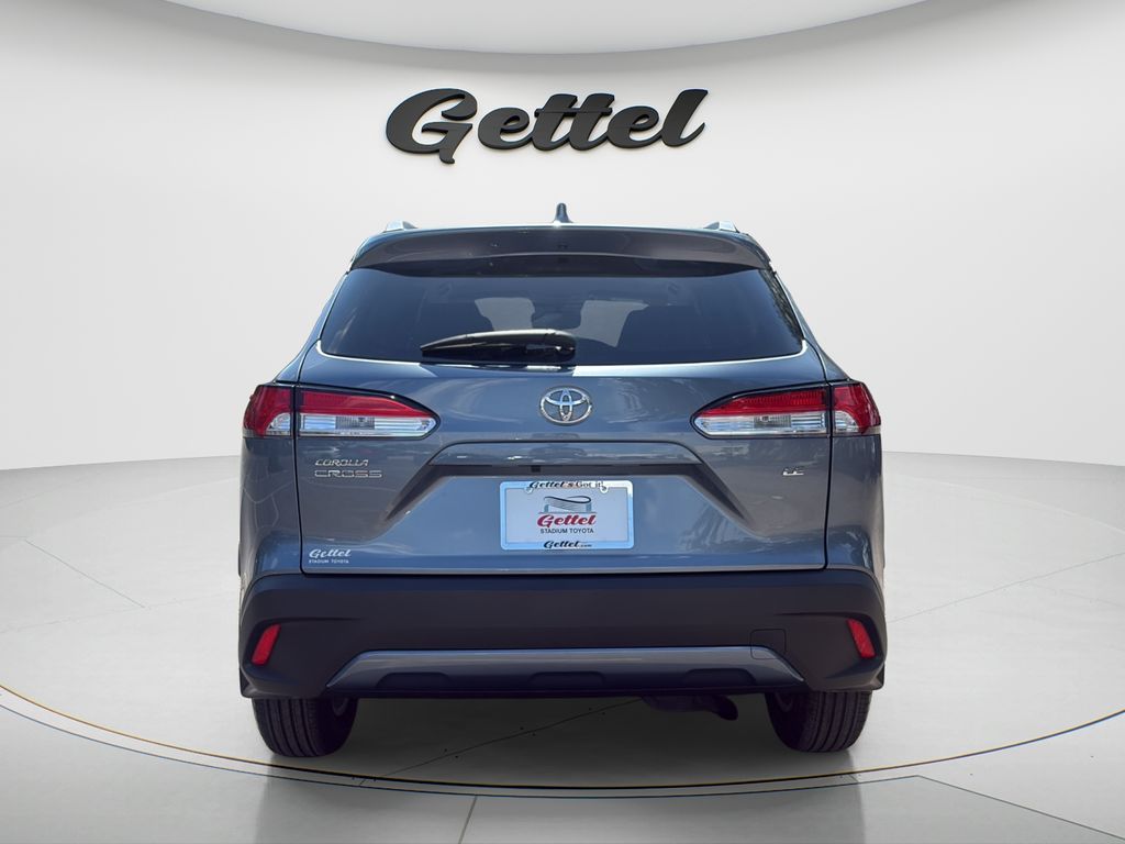 Certified Used 2024  Toyota LE image 5