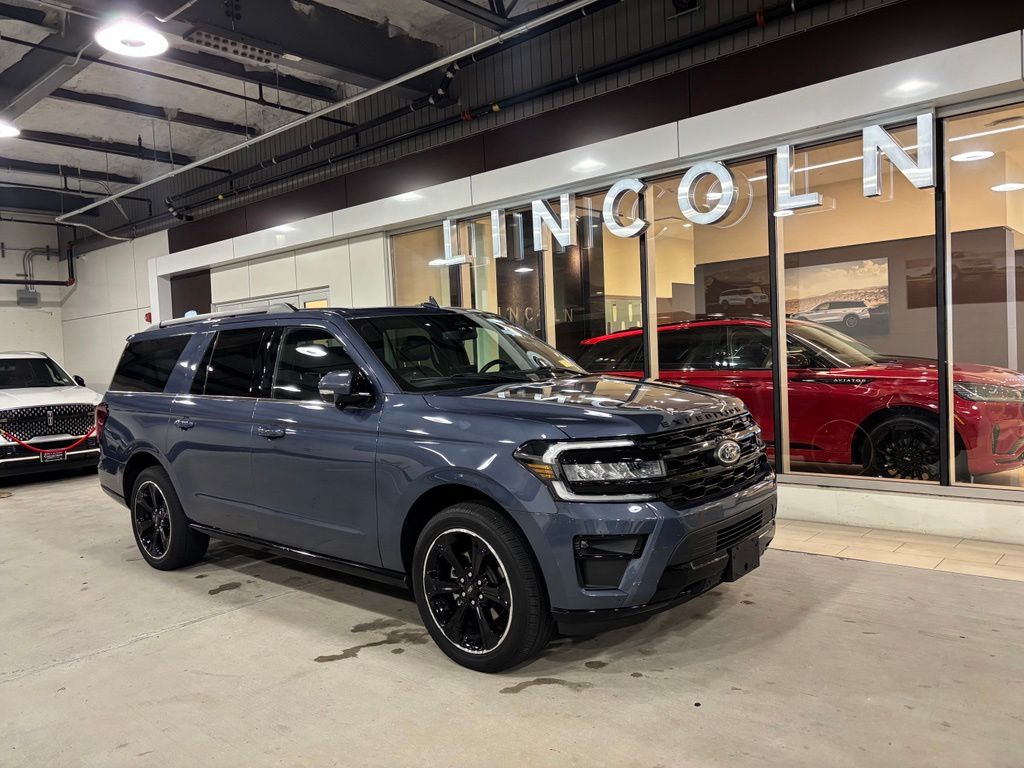 Infinite Blue Metallic Tinted Clearcoat 2023 Ford Expedition SUV / Crossover Four-Wheel Drive Automatic