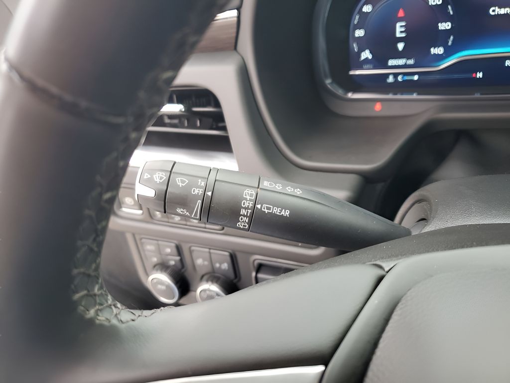 Used Car 2024 Chevrolet Suburban  Z71 For Sale Under $70,000 In Austin, Texas