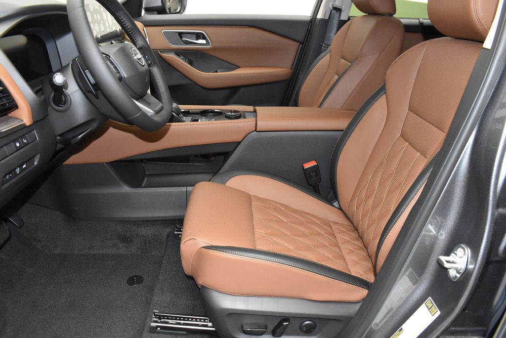 Thumbnail: 2026 Nissan Rogue - 13