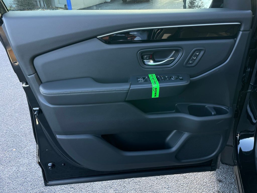 2025 Honda Pilot EX-L 24