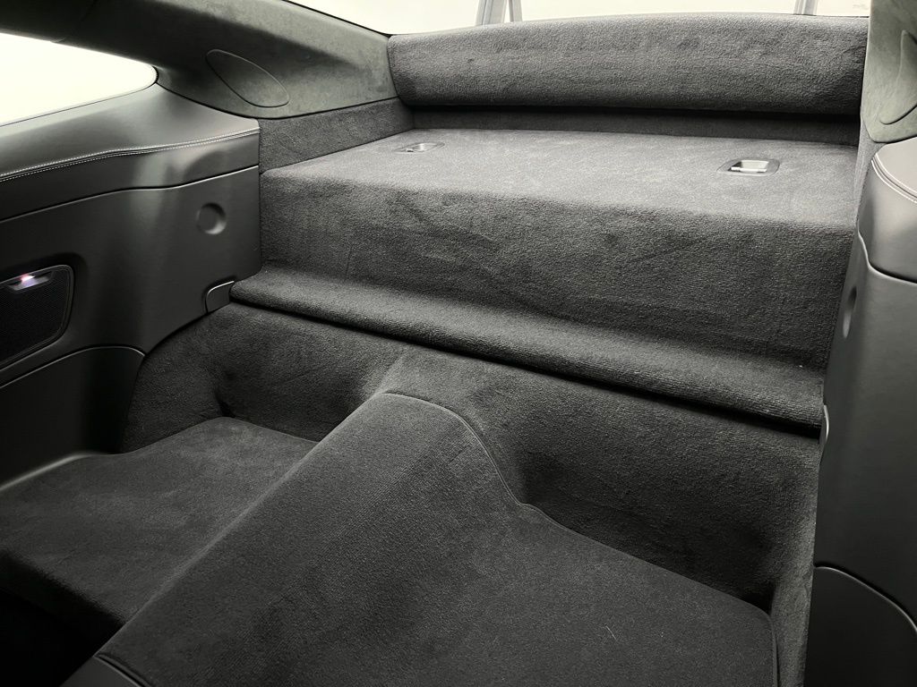 Thumbnail: 2025 Porsche 911 - 32