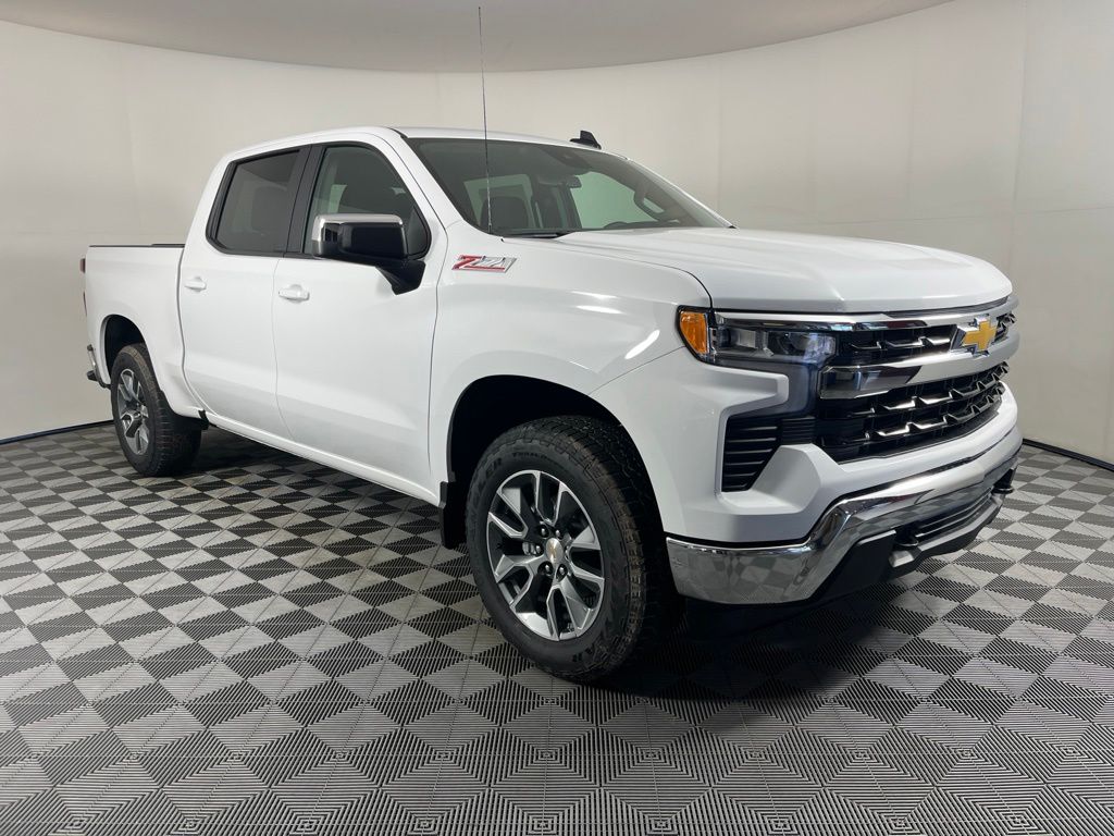 Thumbnail: 2026 Chevrolet Silverado 1500 - 6
