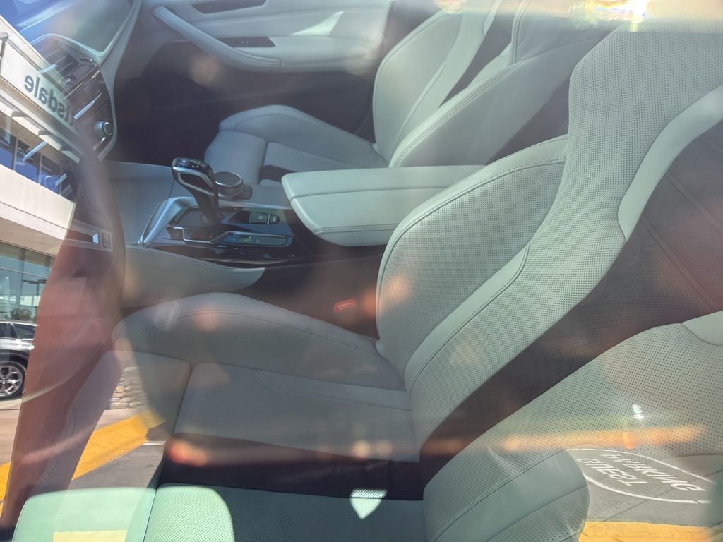 Thumbnail: 2022 BMW M5 - 3