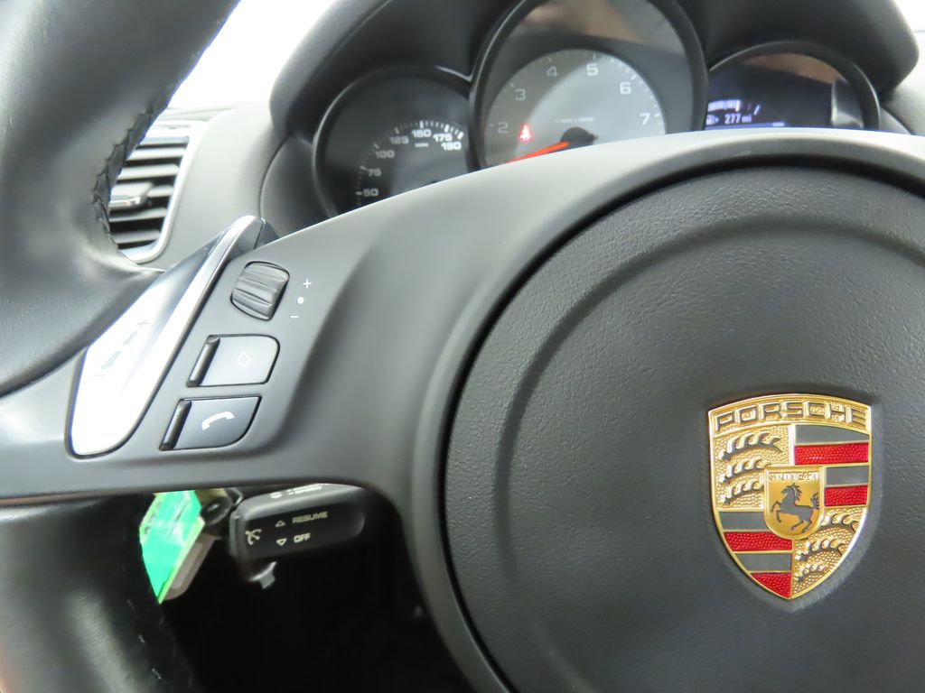 Thumbnail: 2016 Porsche Cayman - 14