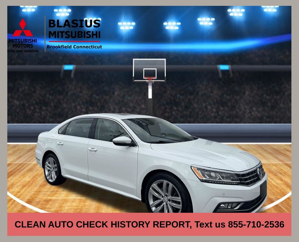 Pure White 2018 Volkswagen Passat 2.0T SE FWD Sedan Front-Wheel Drive 6-Speed Automatic