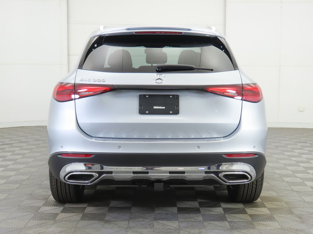 Thumbnail: 2026 Mercedes-Benz GLC - 6