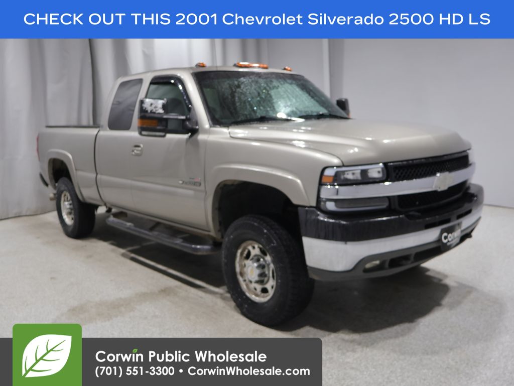  2001 Chevrolet Silverado 2500HD LS Extended Cab 4WD   