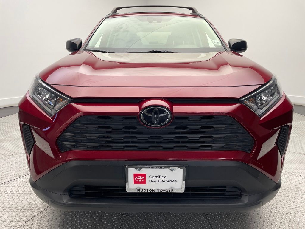 2021 Toyota RAV4 LE 2