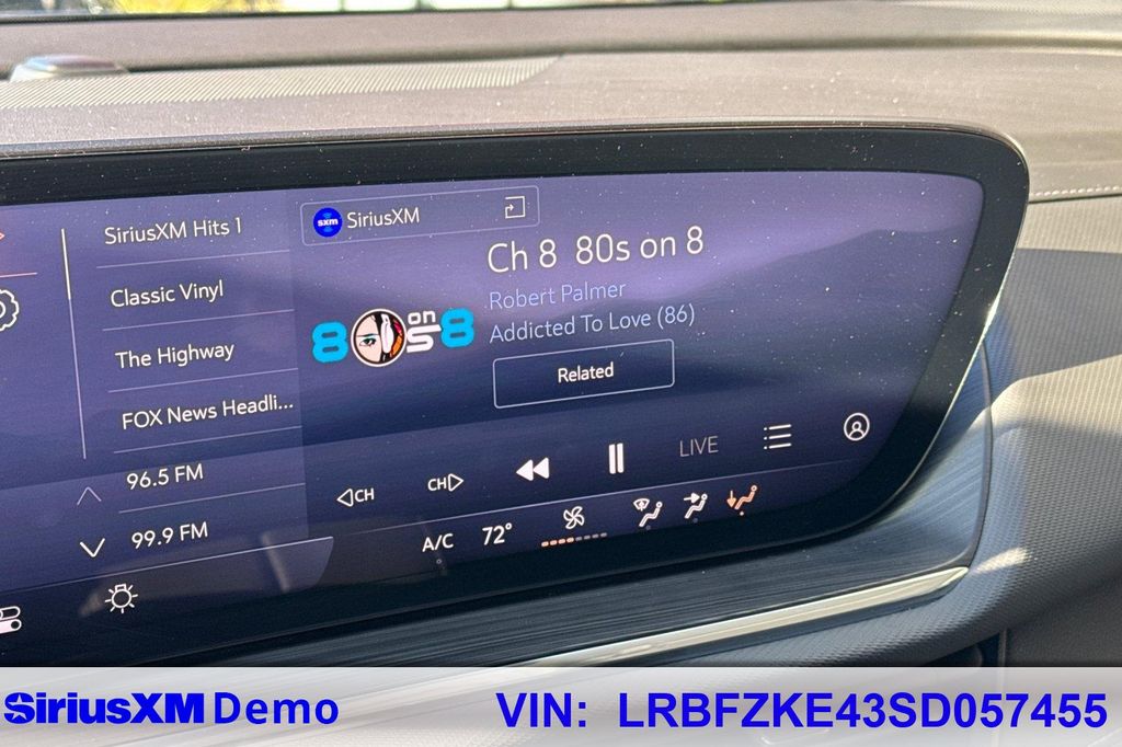 used 2025 Buick Envision car, priced at $28,955