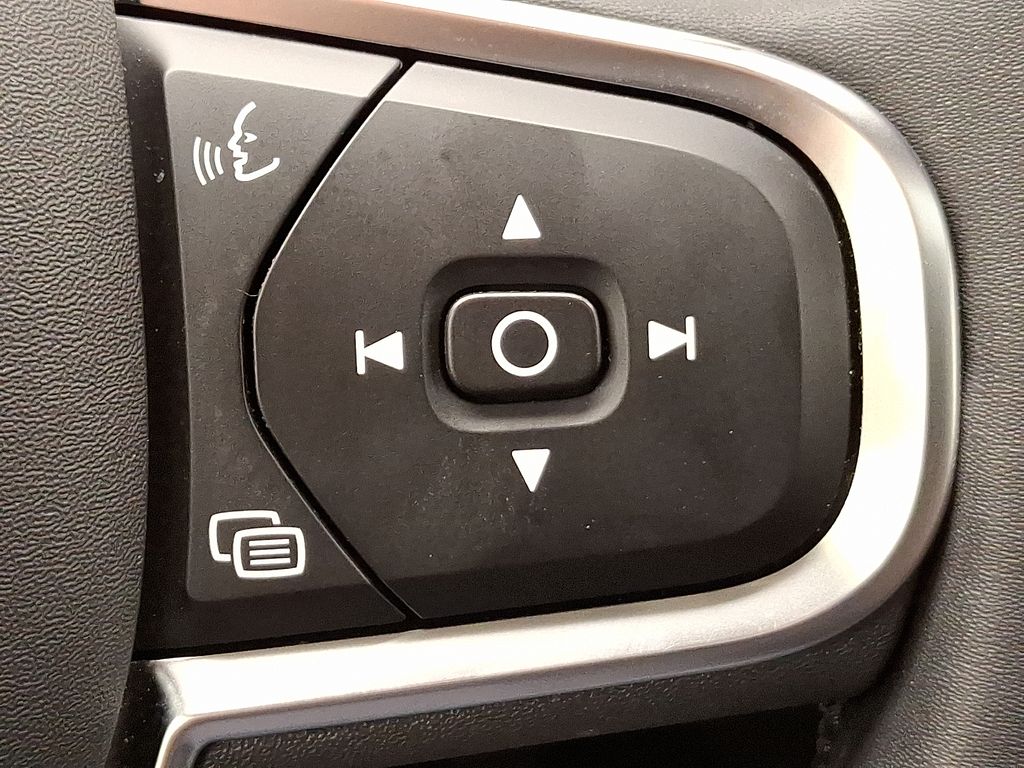 2024 Volvo S60 B5 Core 25