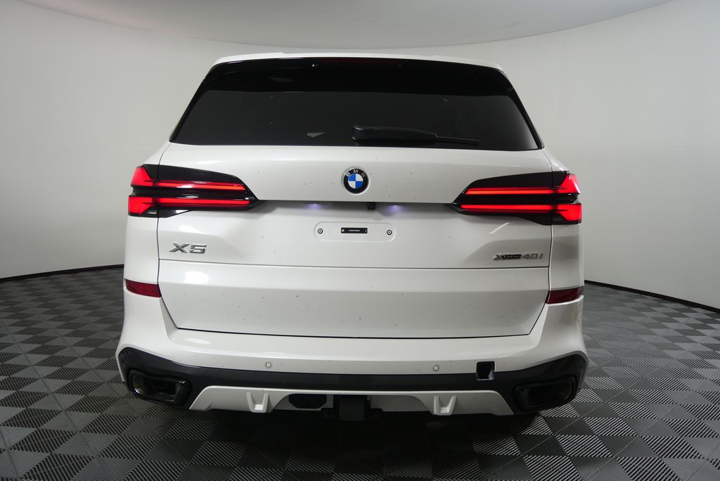 Thumbnail: 2026 BMW X5 - 4
