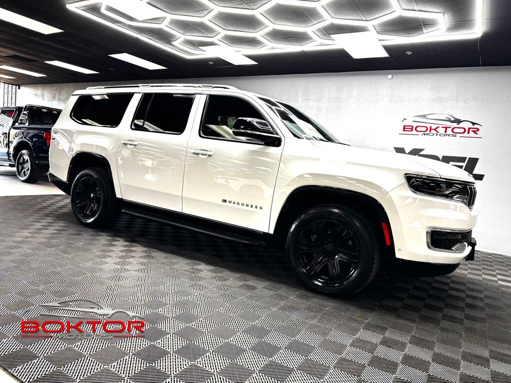 Bright White Clearcoat 2024 Jeep Wagoneer L SUV / Crossover 4X2 8-Speed Automatic