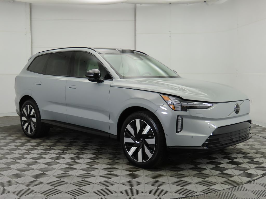 2025 Volvo EX90  3