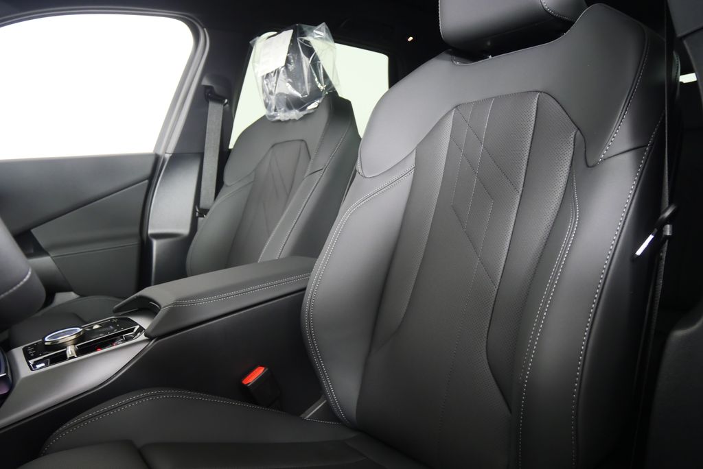 Thumbnail: 2025 BMW X3 - 10
