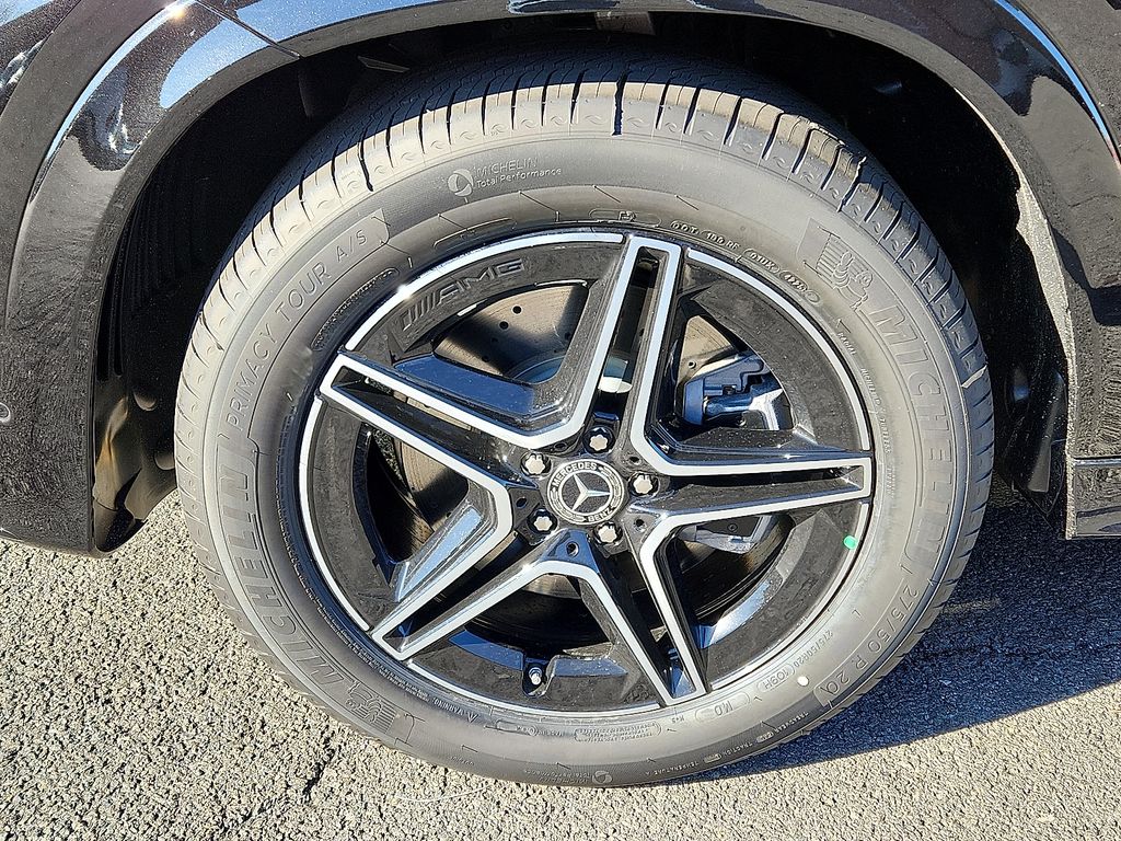 Thumbnail: 2026 Mercedes-Benz GLE - 5