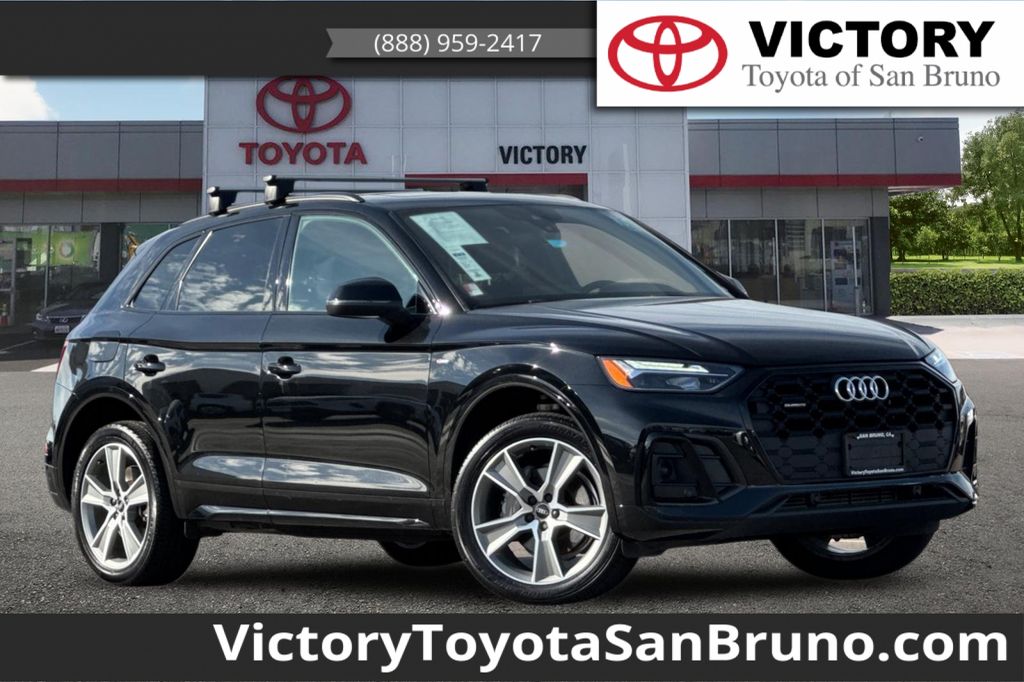 Manhattan Gray Metallic 2025 Audi Q5 SUV / Crossover All-Wheel Drive 7-Speed Automatic