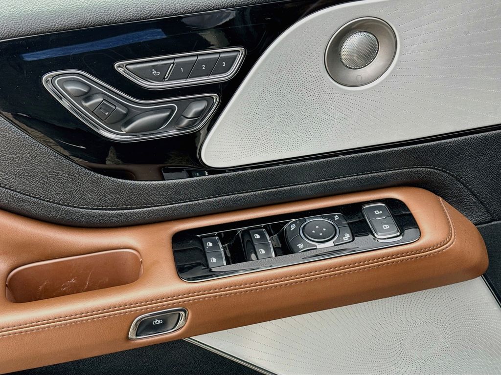2024 Lincoln Aviator Reserve White at Bayway Cadillac of The Woodlands
