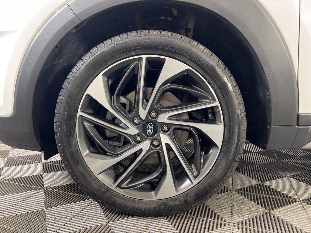 Used 2020 White Hyundai Sport image 11