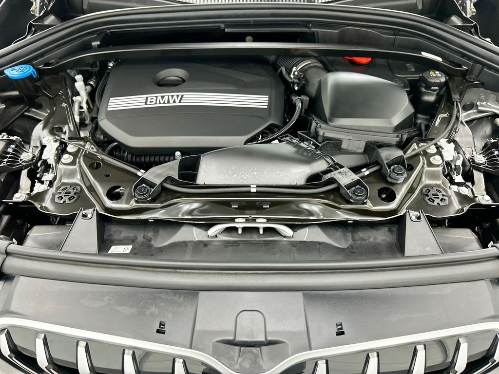 Thumbnail: 2025 BMW X1 - 27