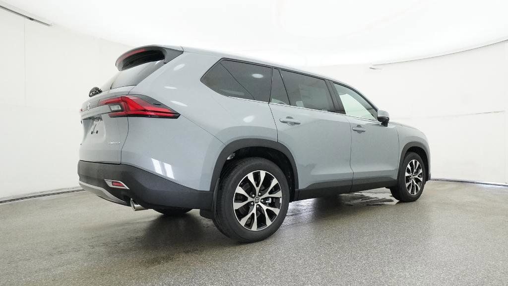 Thumbnail: 2026 Toyota Grand Highlander - 32