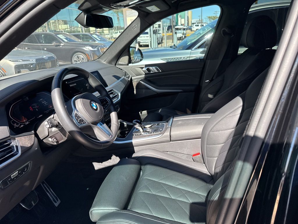 Thumbnail: 2023 BMW X5 - 2