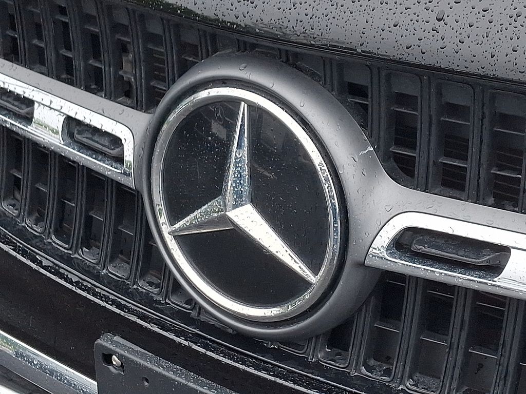 Thumbnail: 2025 Mercedes-Benz GLA - 30