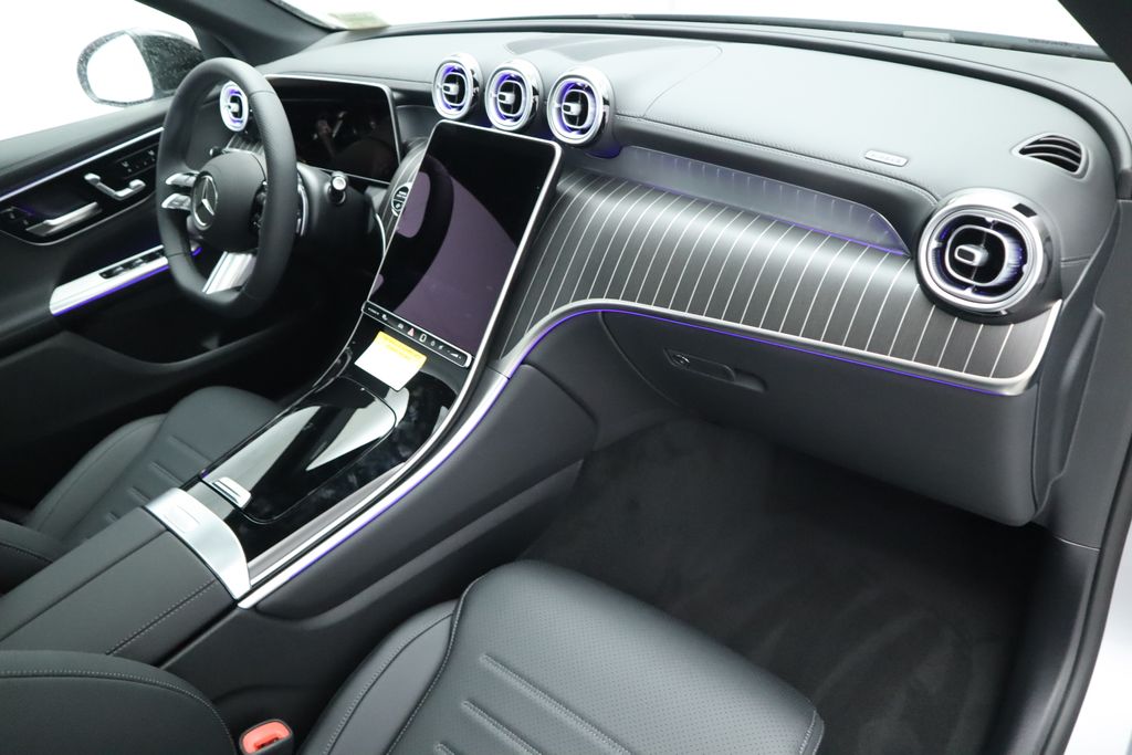 2025 Mercedes-Benz GLC 300 18