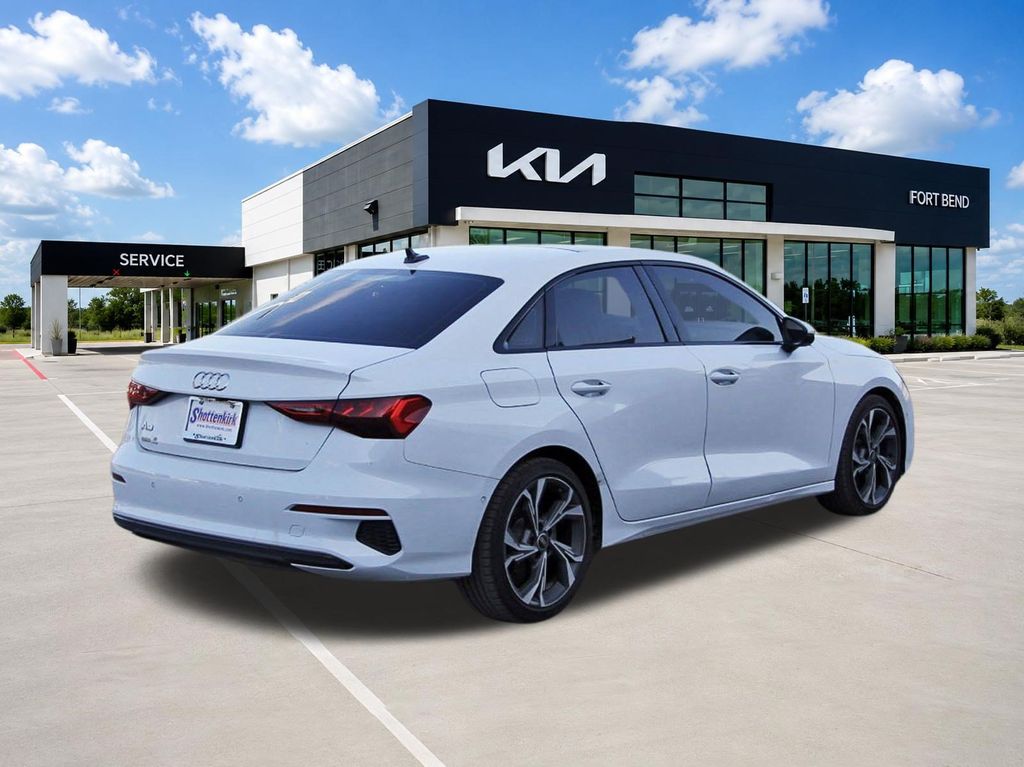 2022 Audi A3 40 Premium Plus - 4
