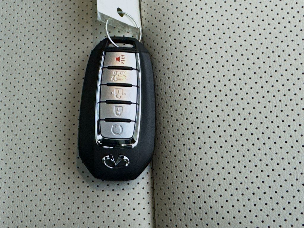 QX55 Luxe
