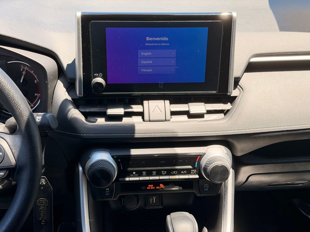 2025 Toyota RAV4 LE Silver Sky Metallic - Jim Hudson Acura - Image 17