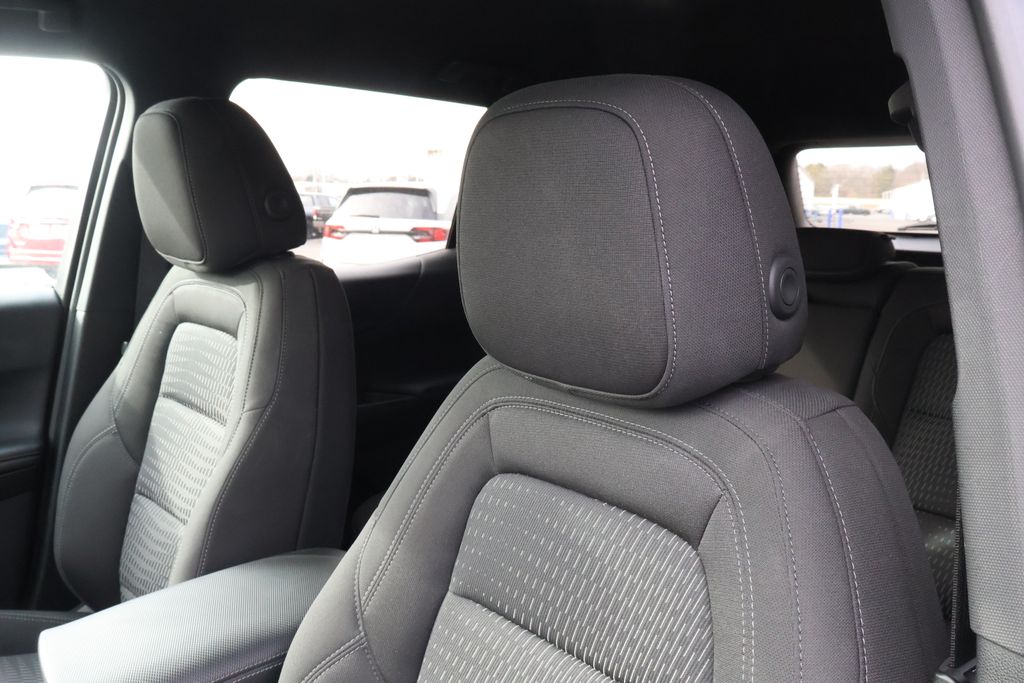 Thumbnail: 2025 Chevrolet Equinox - 32