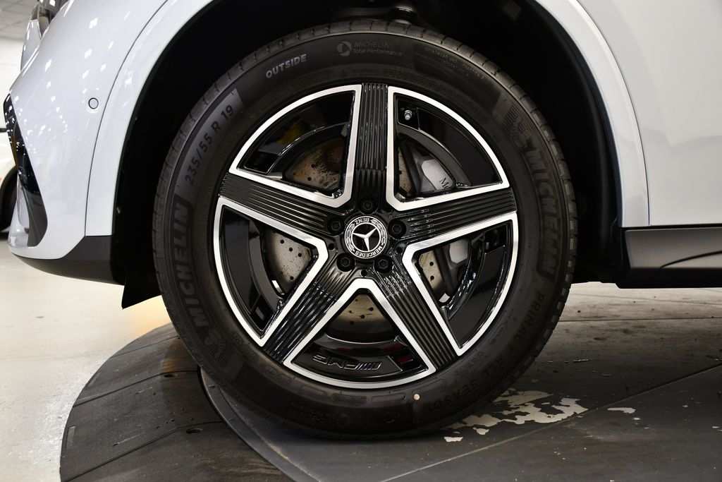 Thumbnail: 2026 Mercedes-Benz GLC - 13