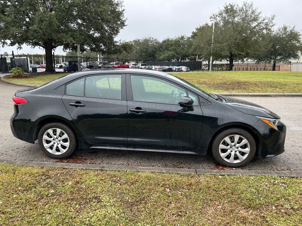 Thumbnail: 2025 Toyota Corolla - 5