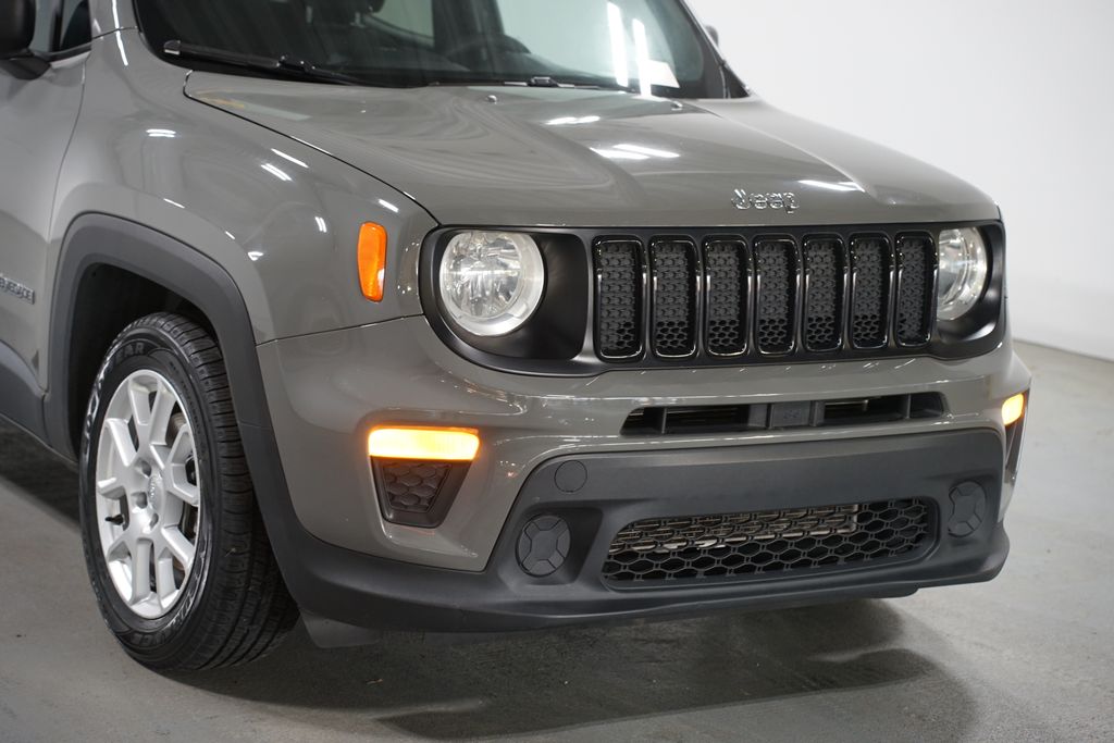 Thumbnail: 2020 Jeep Renegade - 4