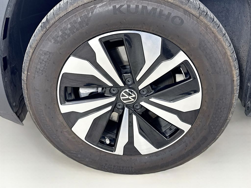 Used Car 2024 Volkswagen Atlas Cross Sport  2.0t Se For Sale Under $30,000 In Austin, Texas